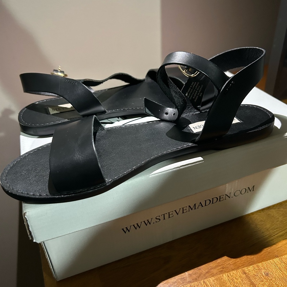 Steve Madden sandals